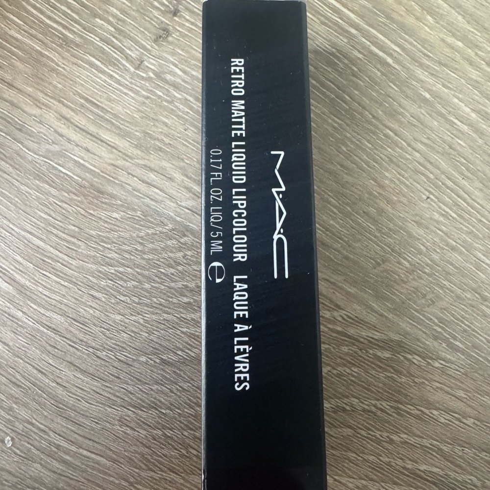 MAC Retro Matte Liquid Lipcolour